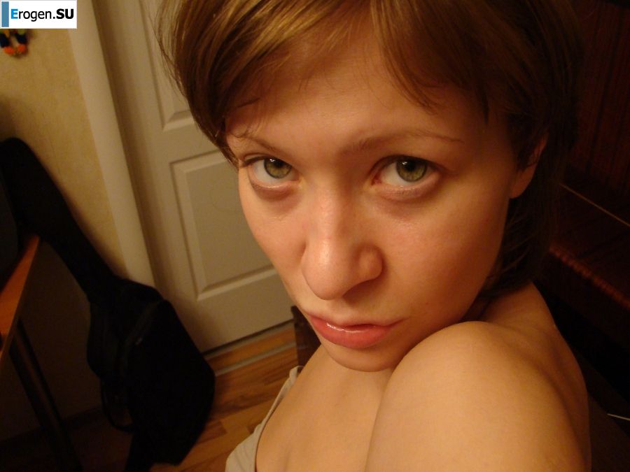 miss nude positive and her guys. Photo 21