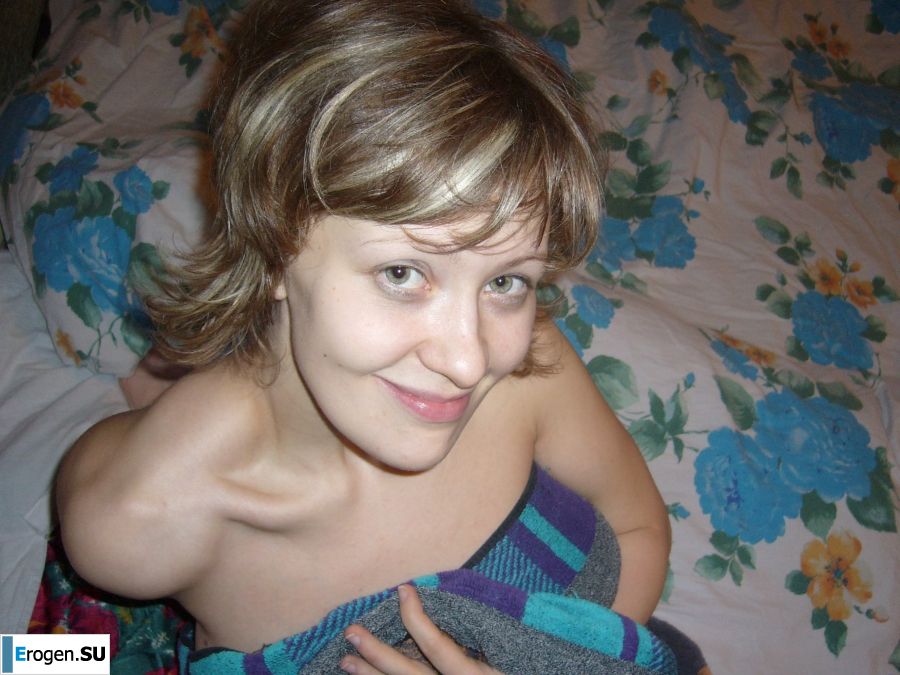 miss nude positive and her guys. Photo 32