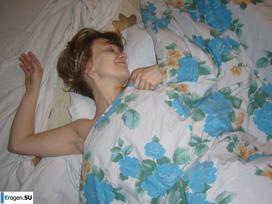 miss nude positive and her guys. Photo 33