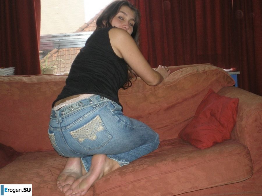 picked up the stripper in the women's bar. Photo 3