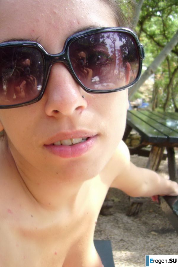 the nudist at the campsite is resting. Photo 17