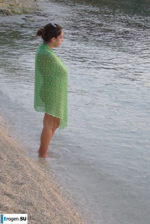 the nudist at the campsite is resting. Photo 8