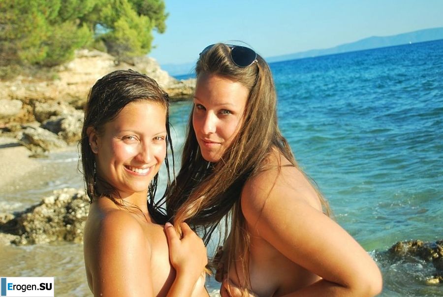 beach nudism and several girlfriends. Part 2. Photo 25