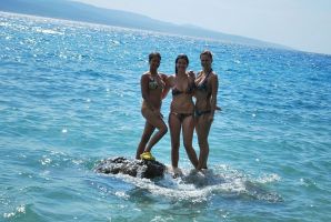 пляжный нудизм и несколько подружек. Часть 3. Эскиз 31