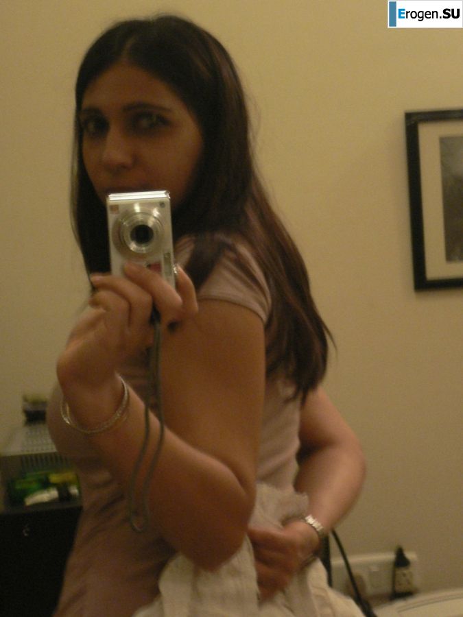 the swarthy girl loves cancer and in the mouth. Part 3. Photo 51