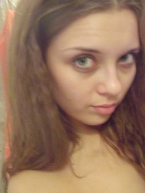 Alina undresses for her subscribers. Thumb 20