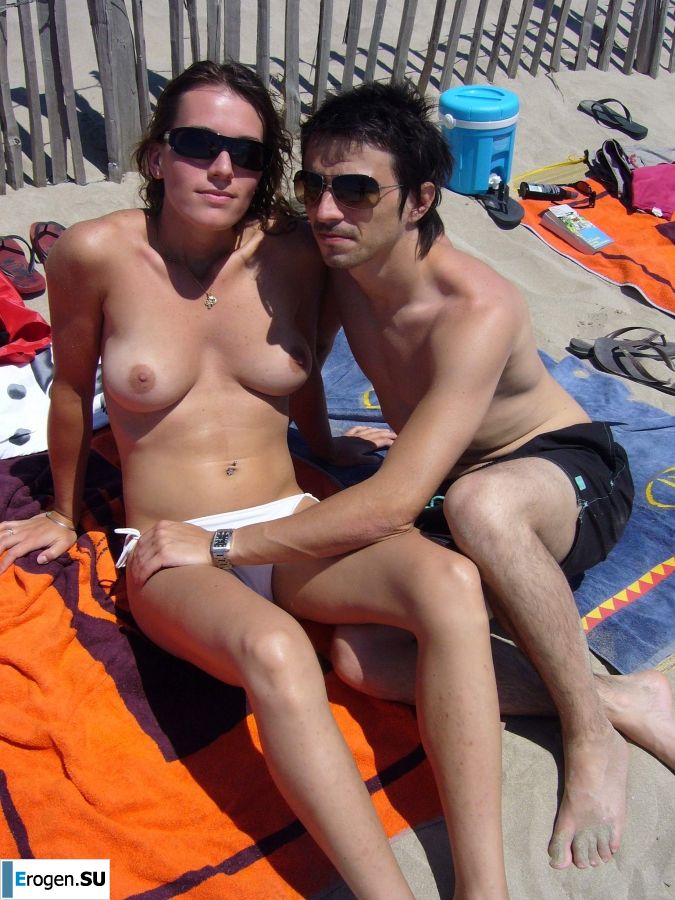 Lesbian on vacation with a friend. Photo 26