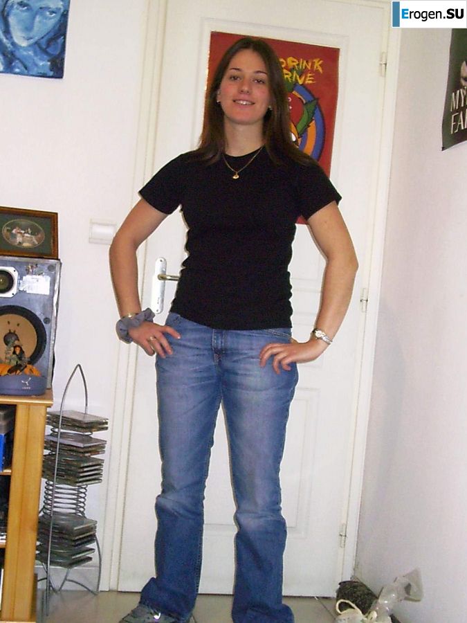 Lesbian on vacation with a friend. Photo 6