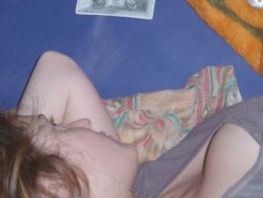 Lesbian on vacation with a friend. Thumb 12