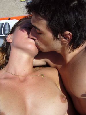 Lesbian on vacation with a friend. Thumb 25