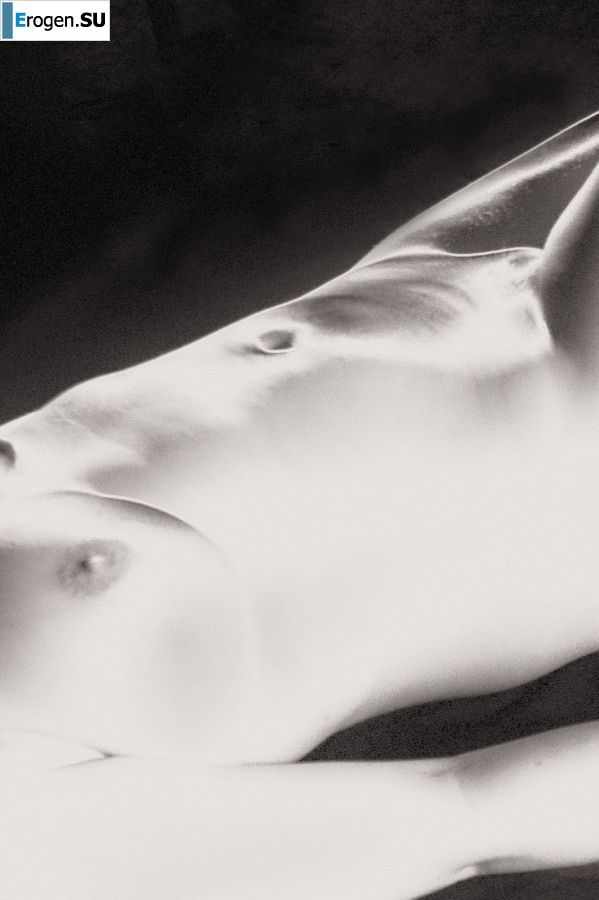 Busty amateur model. Photo 22