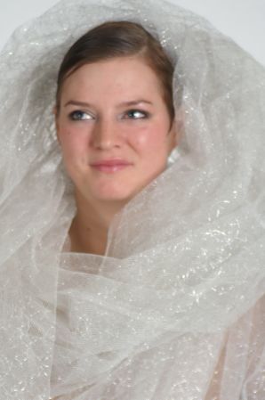 Busty amateur model. Thumb 5