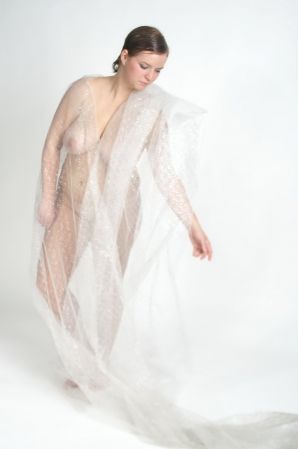 Busty amateur model. Thumb 6