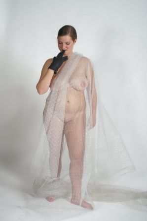 Busty amateur model. Thumb 9