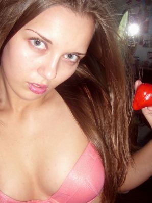 Алина раздевается для своих подписчиков. Часть 2. Эскиз 15