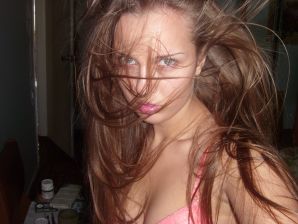 Алина раздевается для своих подписчиков. Часть 2. Эскиз 20