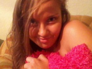 Алина раздевается для своих подписчиков. Часть 2. Эскиз 48