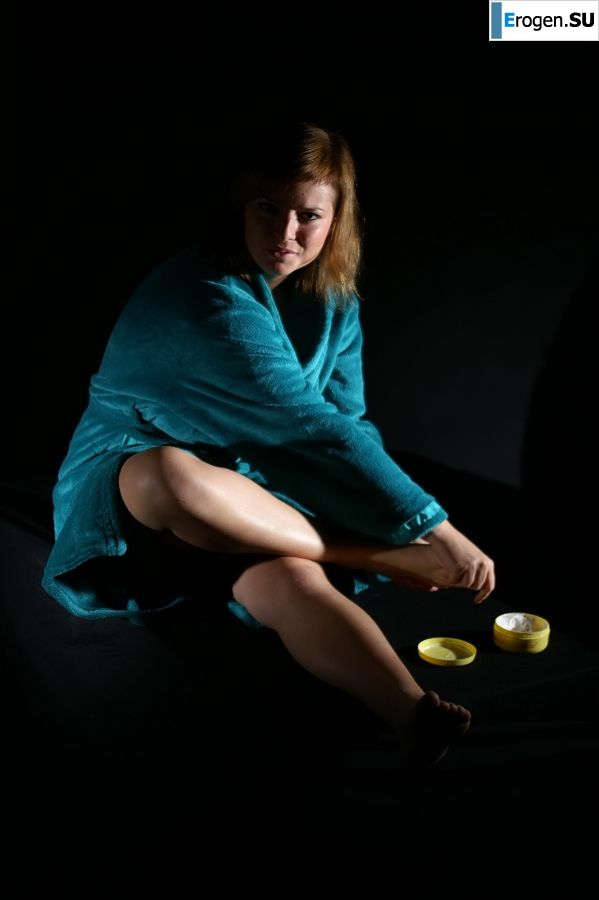 Busty amateur model. Part 2. Photo 10