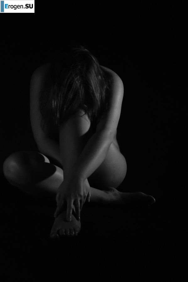 Busty amateur model. Part 2. Photo 16