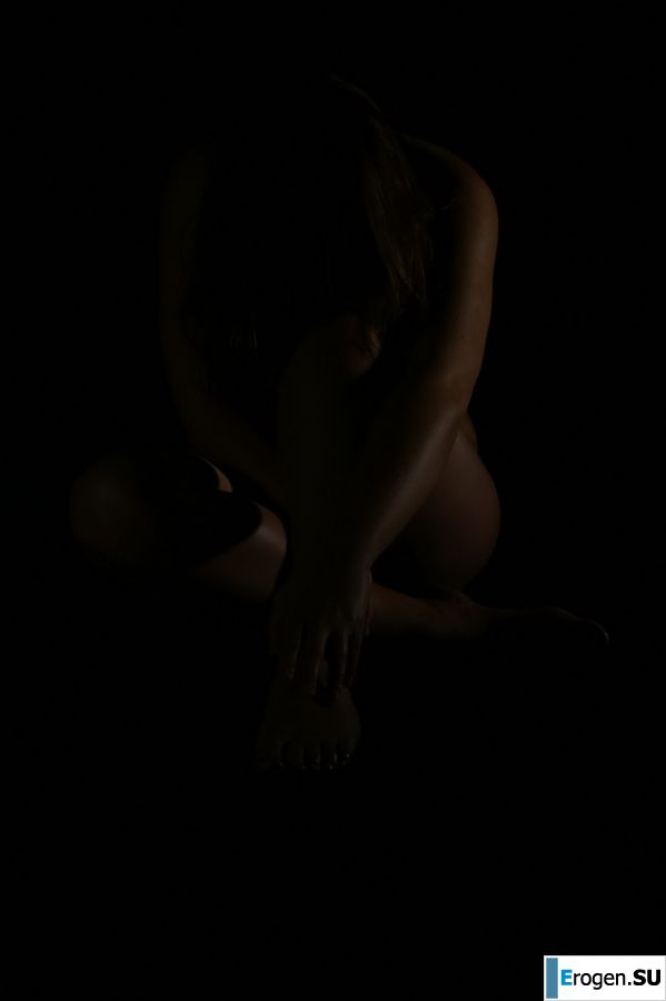 Busty amateur model. Part 2. Photo 19