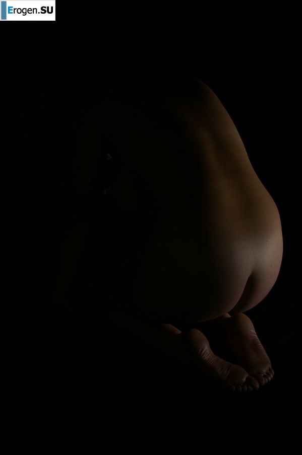 Busty amateur model. Part 2. Photo 26