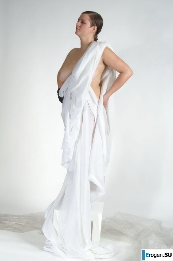 Busty amateur model. Part 2. Photo 40