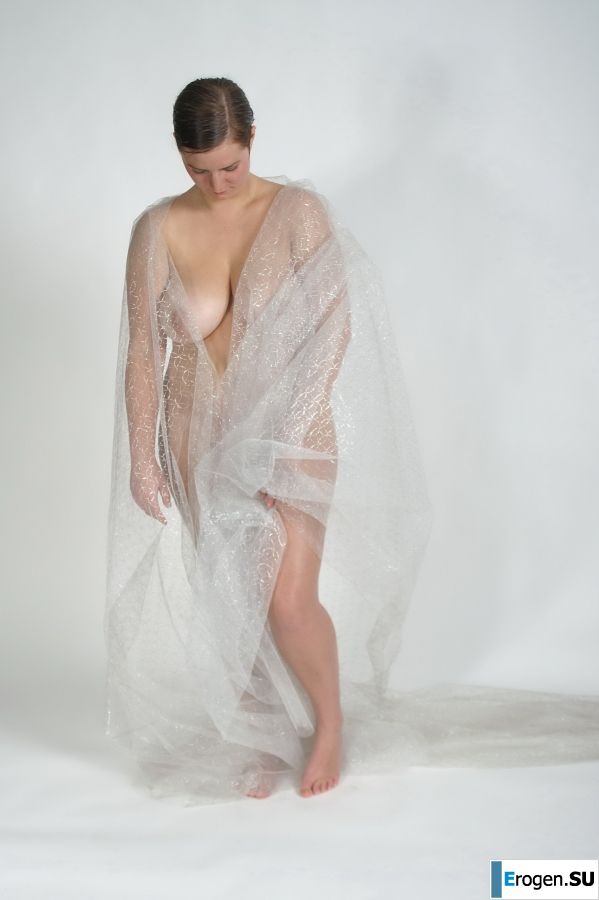 Busty amateur model. Part 3. Photo 8