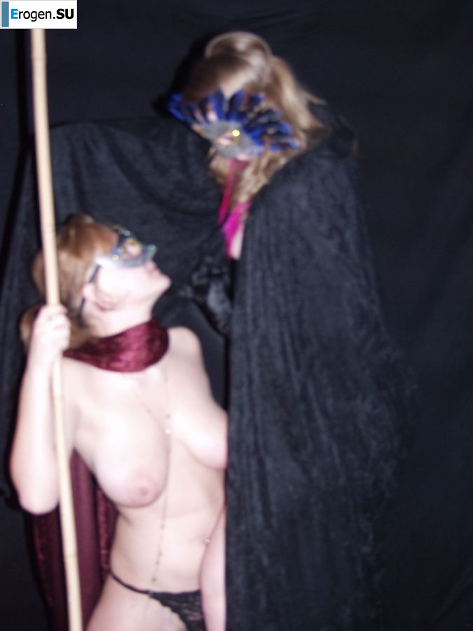 A bit of German naked buttocks and boobs. Part 3. Photo 3