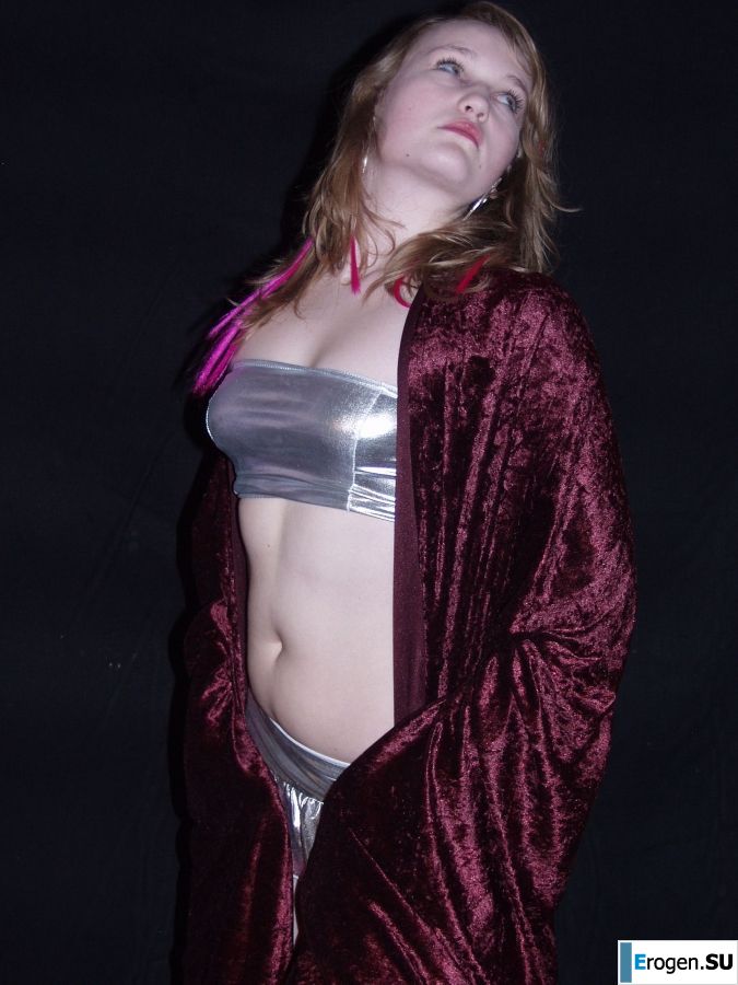 A bit of German naked buttocks and boobs. Part 3. Photo 38