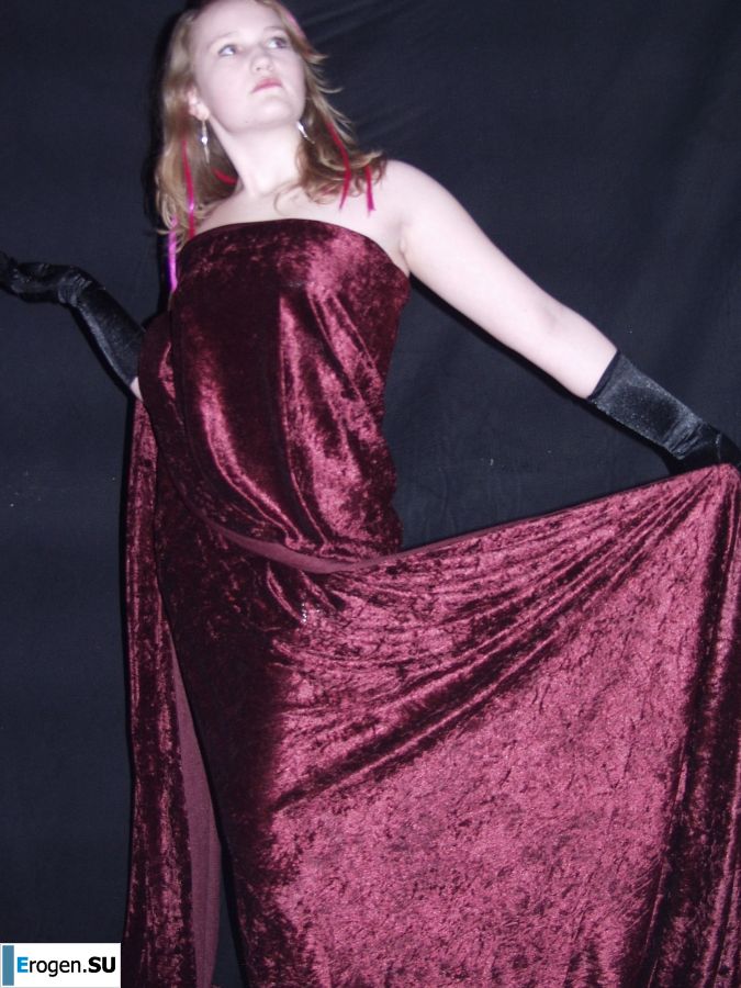 A bit of German naked buttocks and boobs. Part 7. Photo 39