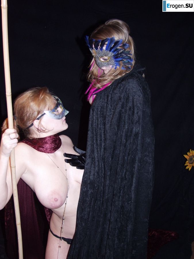 A bit of German naked buttocks and boobs. Part 9. Photo 3