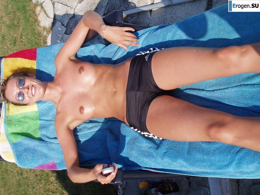 Lesbian on vacation with a friend. Part 2. Photo 12