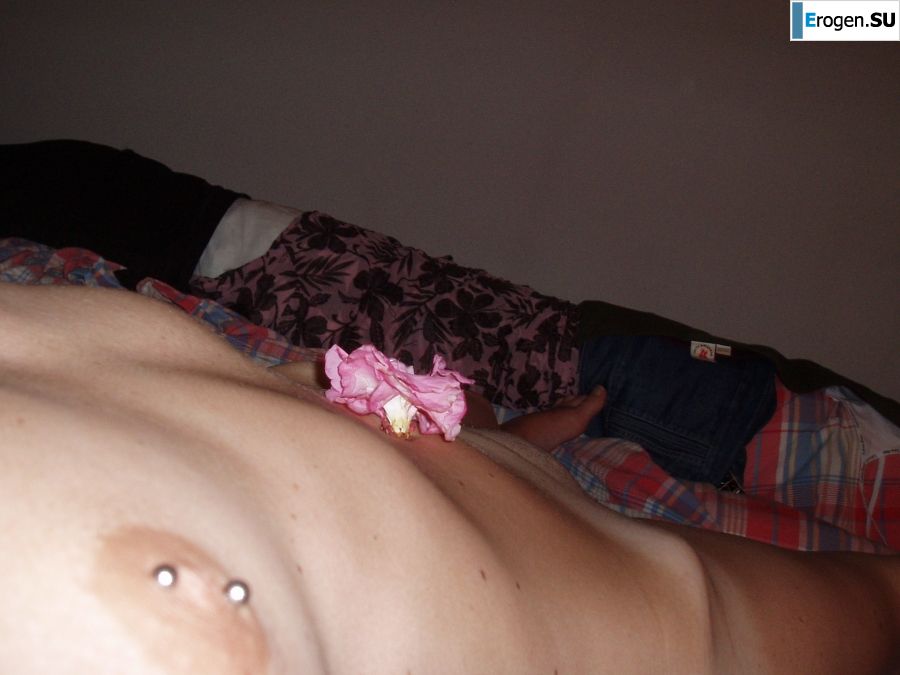 Lesbian on vacation with a friend. Part 2. Photo 22