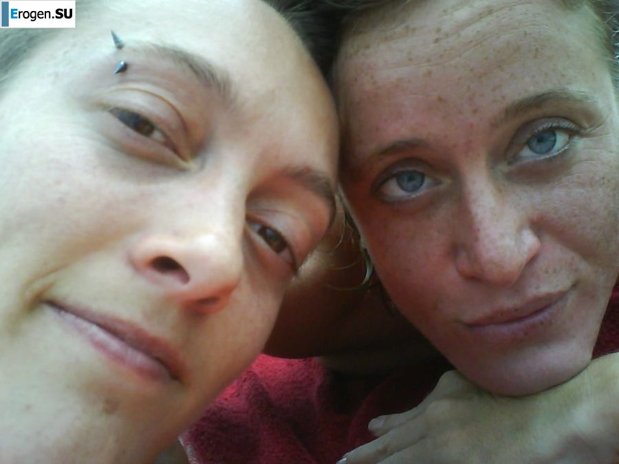 Lesbian on vacation with a friend. Part 2. Photo 30