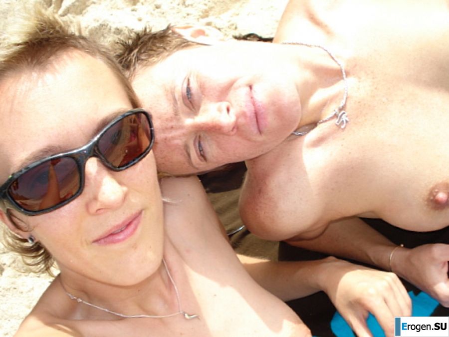 Lesbian on vacation with a friend. Part 2. Photo 31