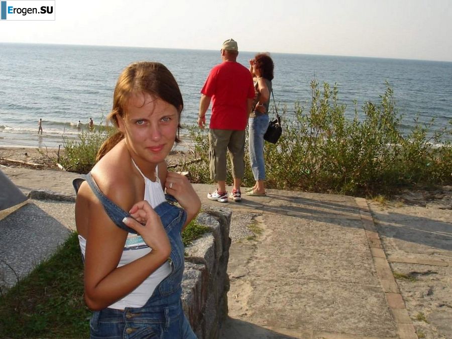 on the beach and in the hotel room. Photo 22