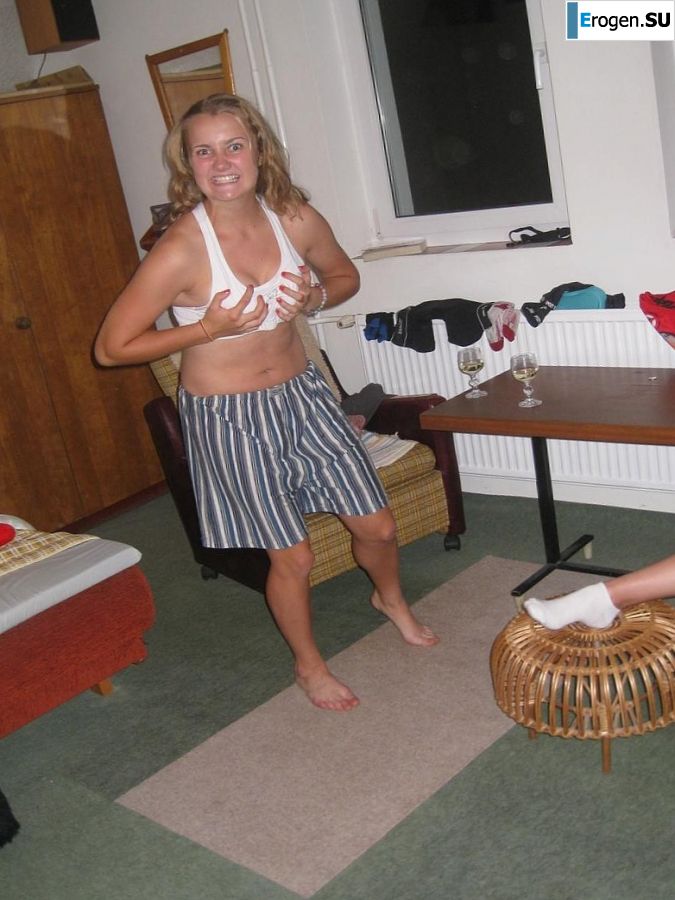 boobs somewhere in a tourist camp. Photo 8