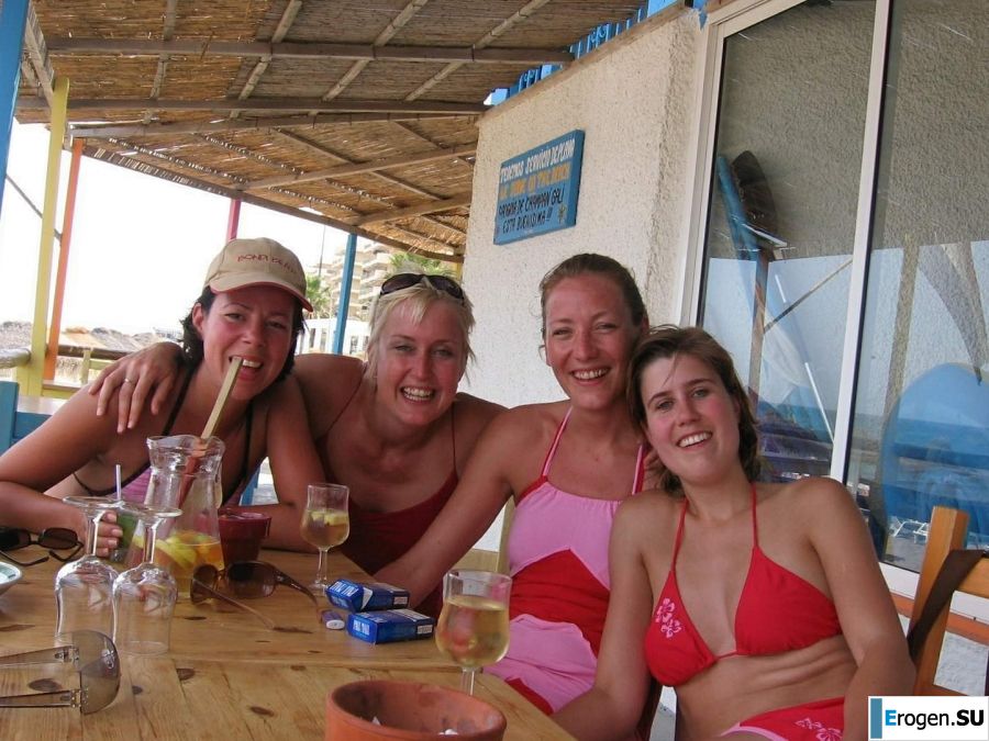 девушки дружат только топлесс. Часть 2. Фото 15