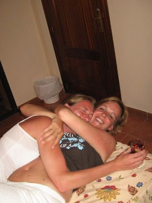 девушки дружат только топлесс. Часть 2. Эскиз 22