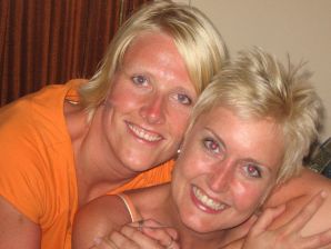 девушки дружат только топлесс. Часть 2. Эскиз 25