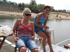 девушки дружат только топлесс. Часть 2. Эскиз 26