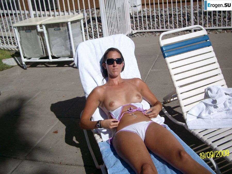 nude on the beach, though ugly. Photo 9