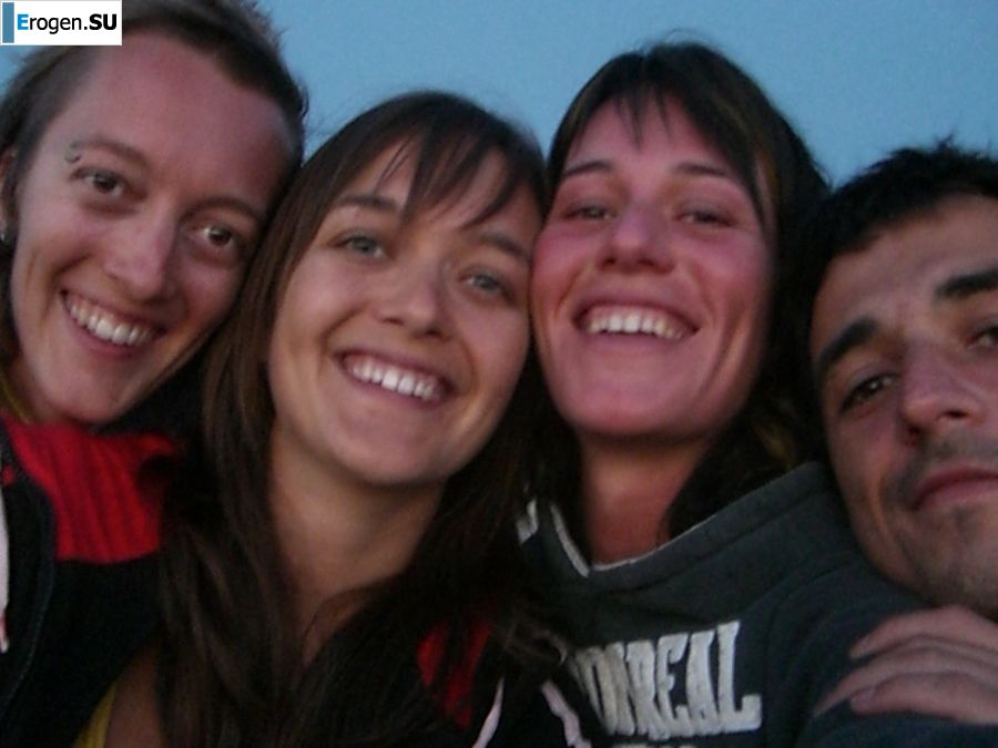 Lesbian on vacation with a friend. Part 3. Photo 26