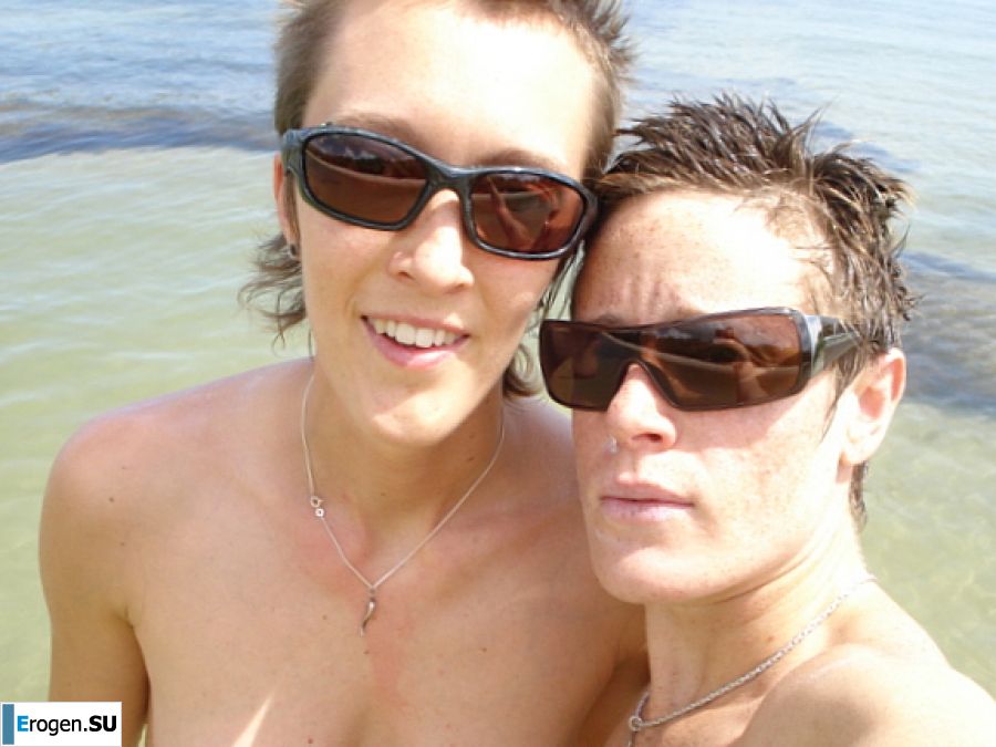 Lesbian on vacation with a friend. Part 3. Photo 38