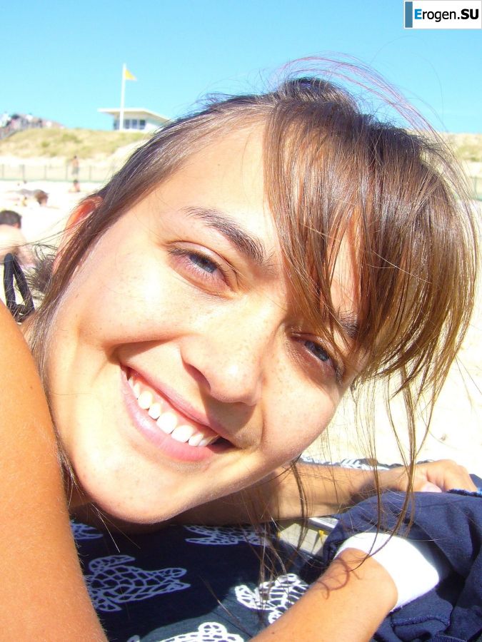 Lesbian on vacation with a friend. Part 3. Photo 5