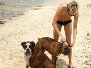 Лесби на отдыхе с друганом. Часть 3. Эскиз 34