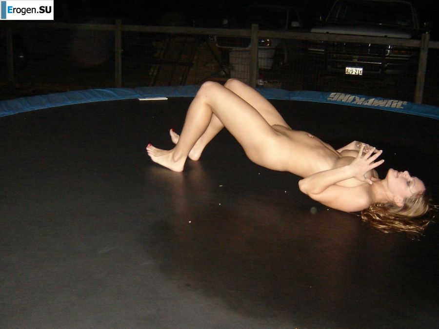 debauchery in a lake house. Photo 22