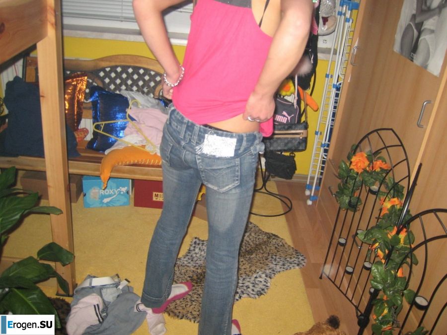 a guy gets up only on tattooed heifers. Photo 34