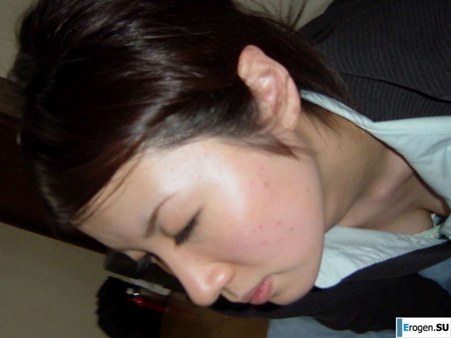 the Korean woman undressed and spread her legs. Photo 34