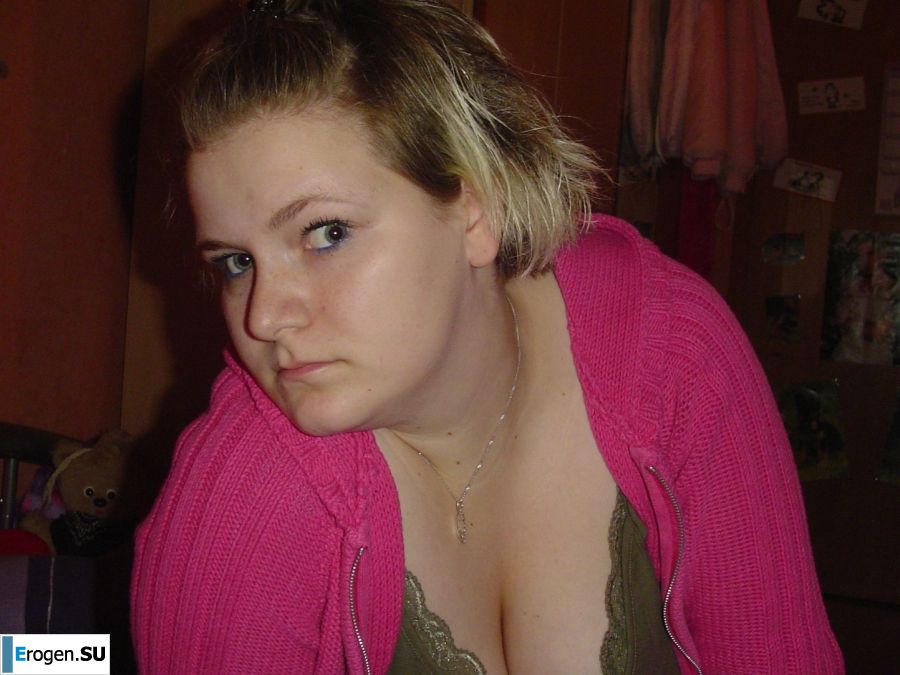 tits in the lens. Photo 39